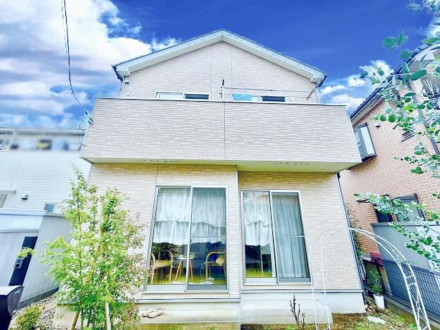 Bright 3LDK Home with Spacious Living Area in Hachioji - Photo 1