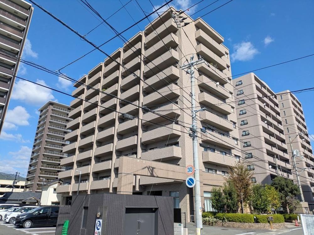 3LDK apartment in Yamaguchi, Yamaguchi - Photo 1