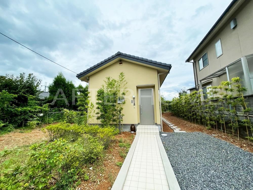 Expansive Land 1LDK+S House in Narutaki - Photo 1