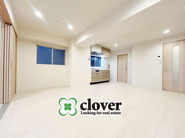 Welcome to View This Apartment Today in Ikebukuro - Photo 1