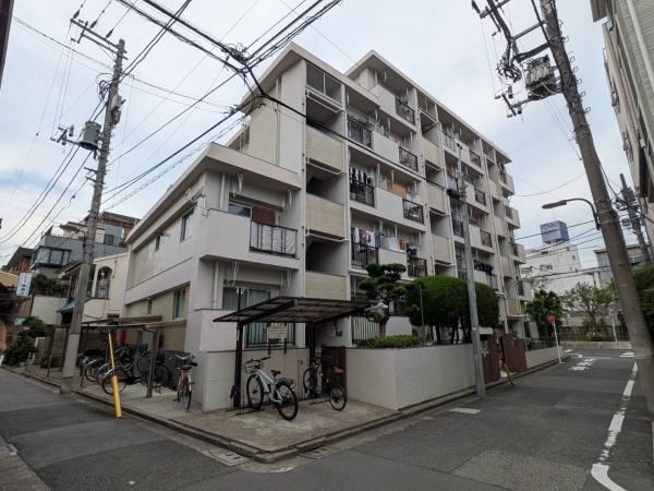 1DK Apartment in Ikebukuro Honcho - Photo 1
