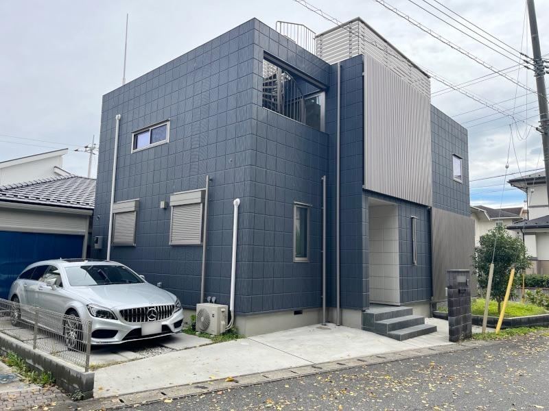Modern 5LDK House with Riverside Views in Noda - Photo 1