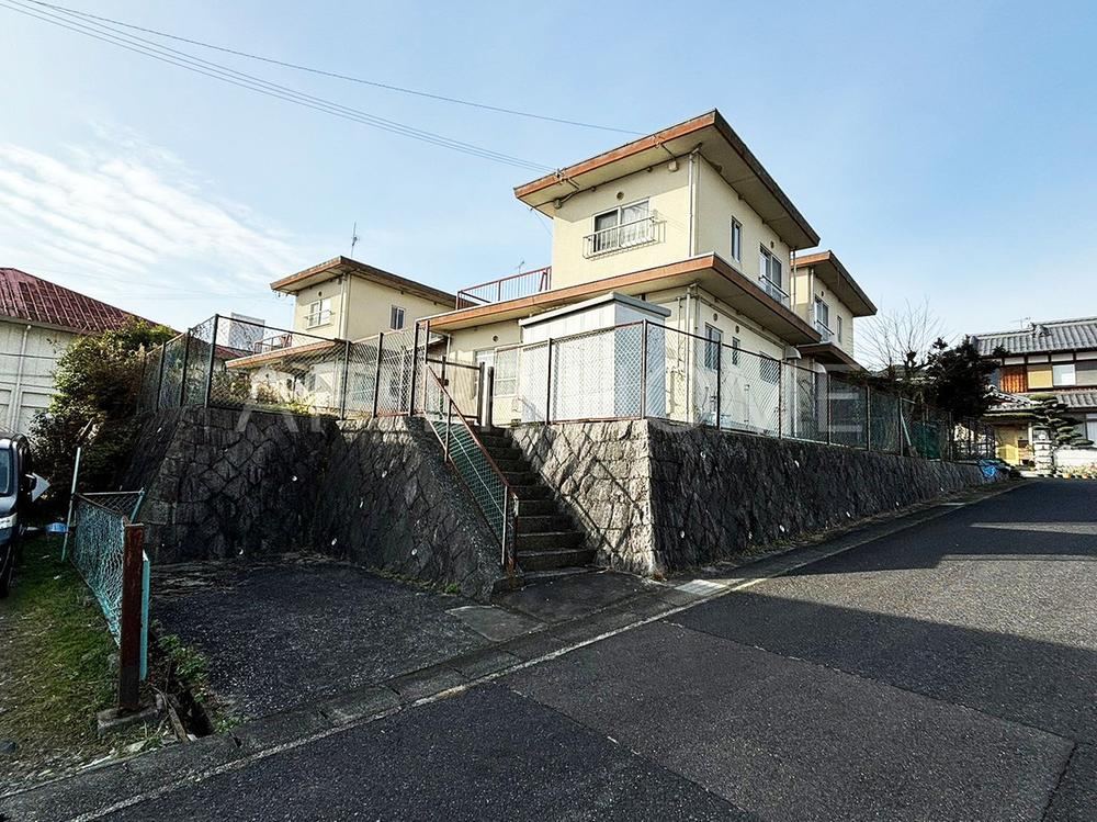Charming 4DK Home in Sakamoto - Photo 1
