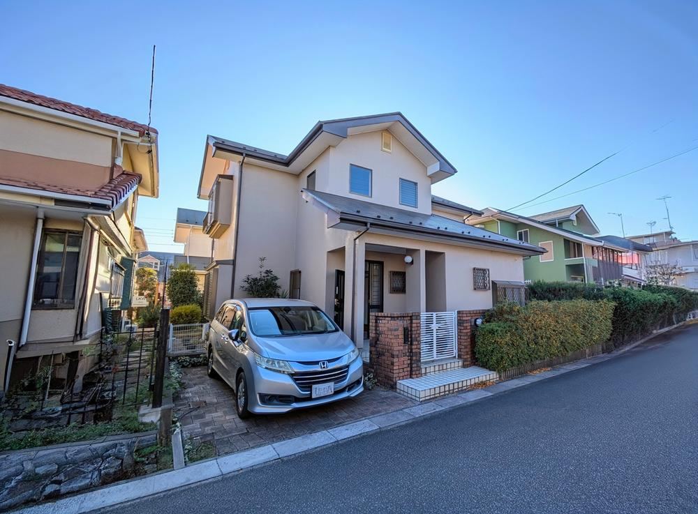 Spacious 4LDK Home in Kahi Hiyaka - Photo 1