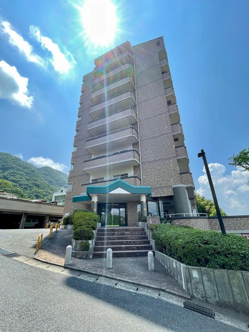 3LDK apartment in Moji Ward, Kitakyushu, Fukuoka - Photo 1
