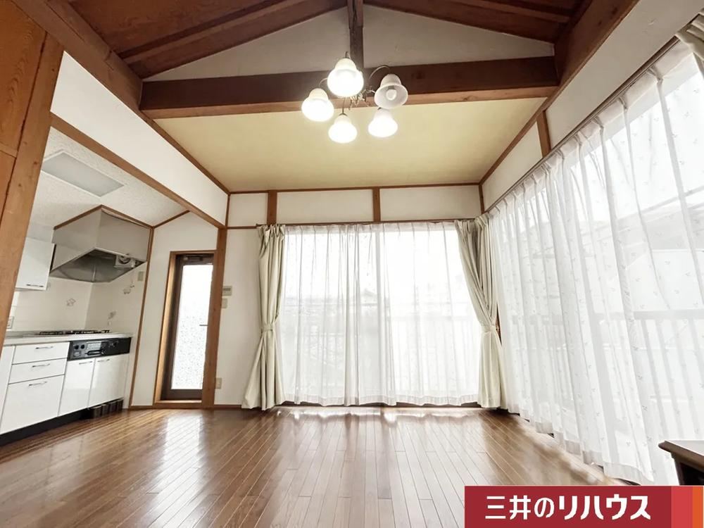Stylish 3DK + S House in Tokiwadai - Photo 1