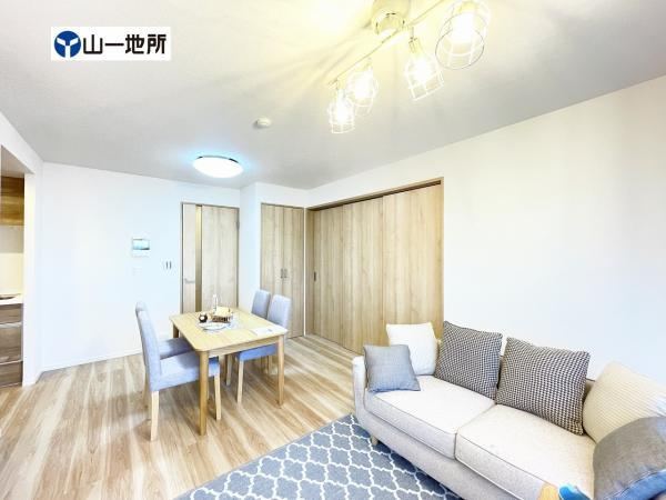 Renovated 3LDK Apartment with Warranty in Sendai - Photo 1
