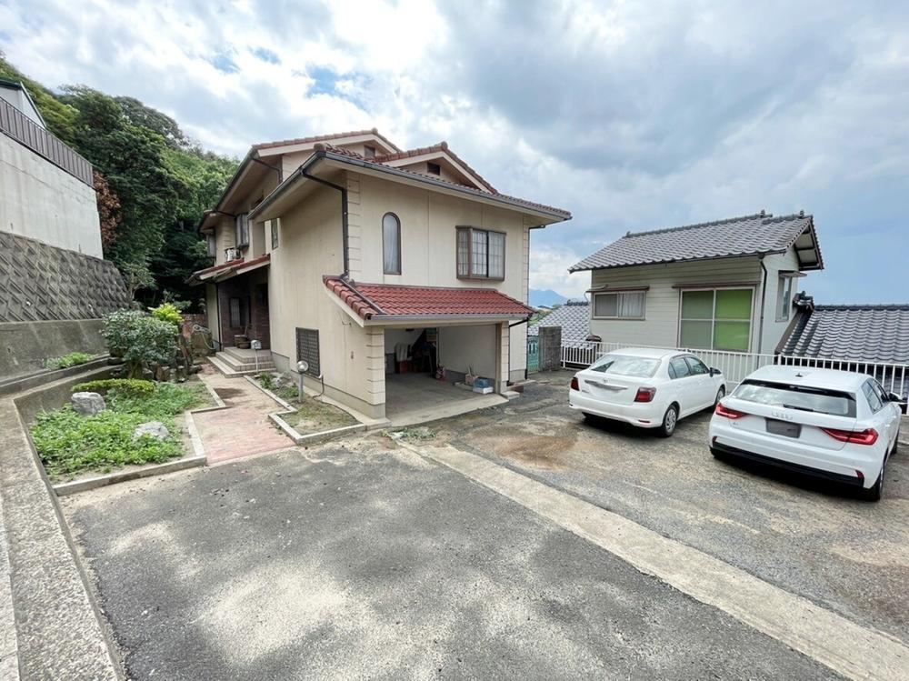 Luxury Location with Stunning Views of Kanmon Strait - Photo 1