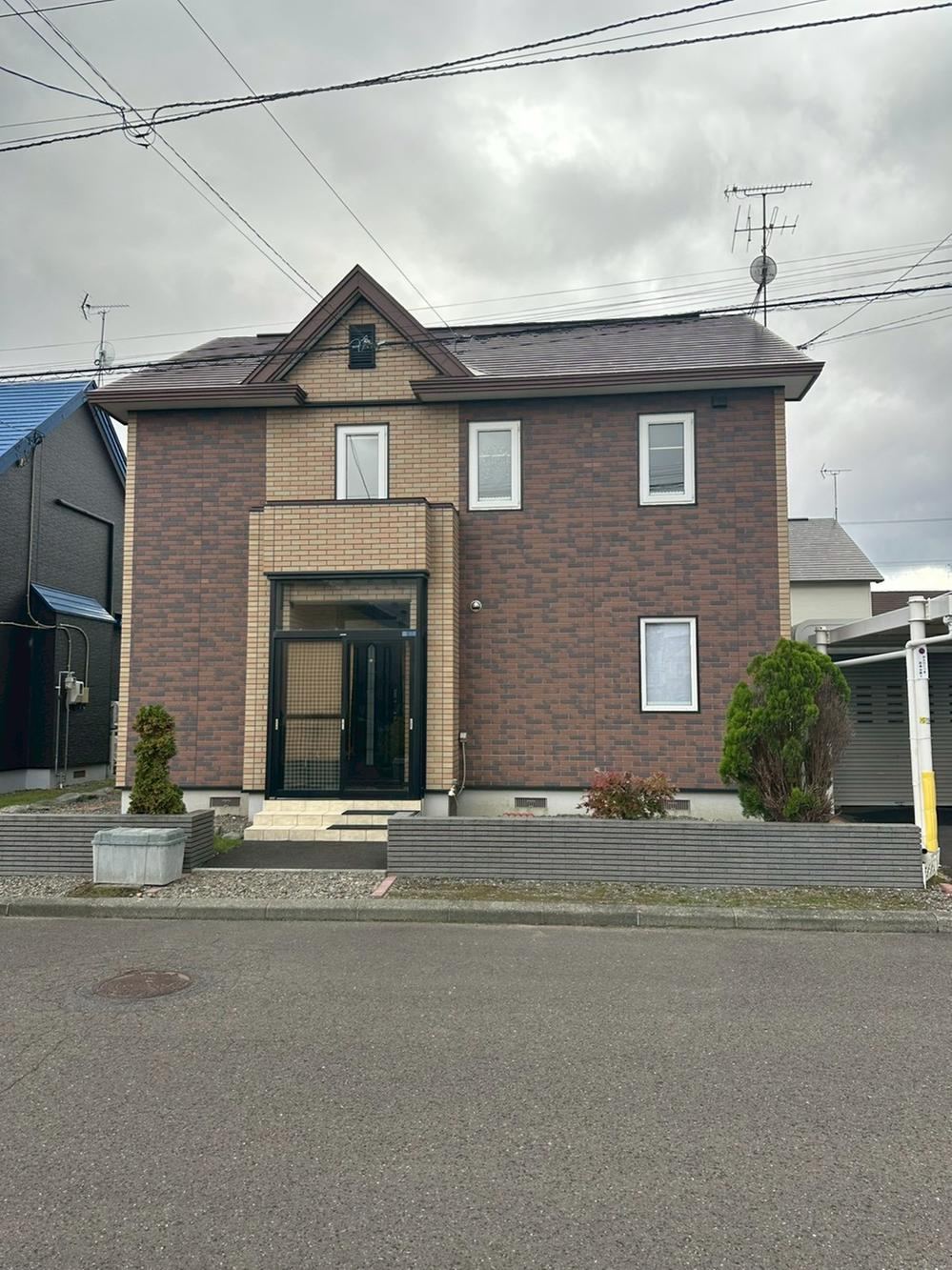 Charming 4LDK House in Shirakaba - Photo 1