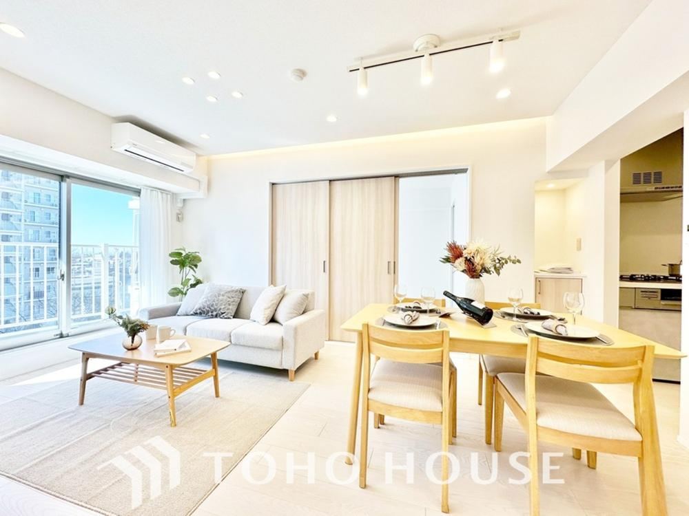 Spacious 4LDK Apartment with Two Balconies in Shin-Matsudo - Photo 1