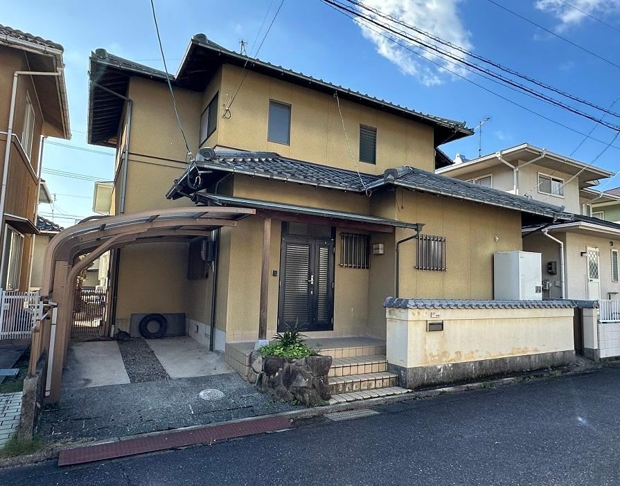 Family-Friendly 4LDK Home in Otake - Photo 1