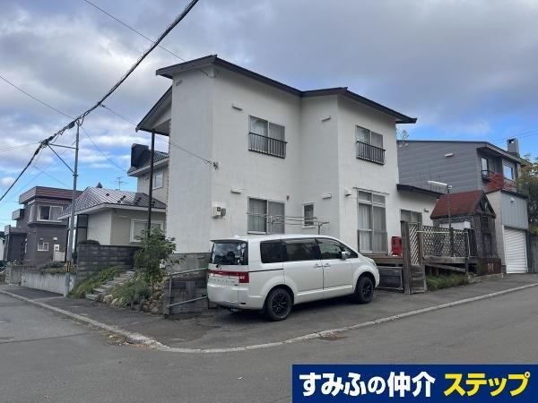 4LDK House Near Inaho Station in Teine, Sapporo - Photo 1