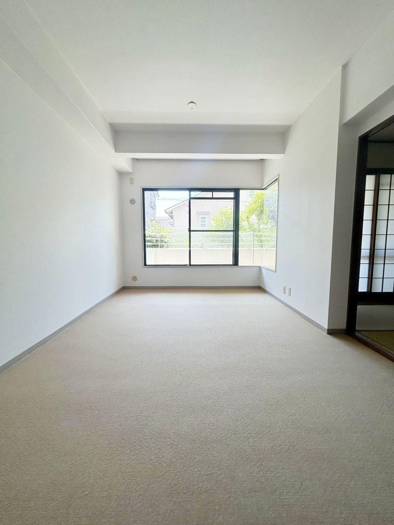 3LDK apartment in Nada Ward, Kobe, Hyogo - Photo 1