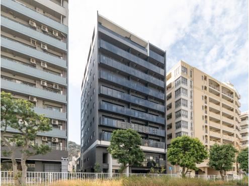 Versatile 3LDK Apartment in Yokohama Center - Photo 1