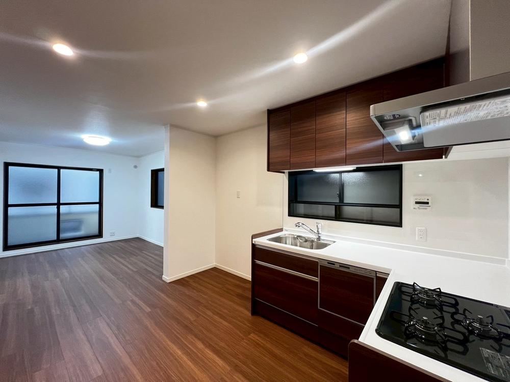 4LDK Detached House in Sumiyoshi, Osaka - Photo 1