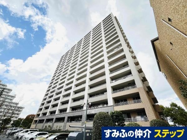 4LDK apartment in Koto Ward, Tokyo - Photo 1