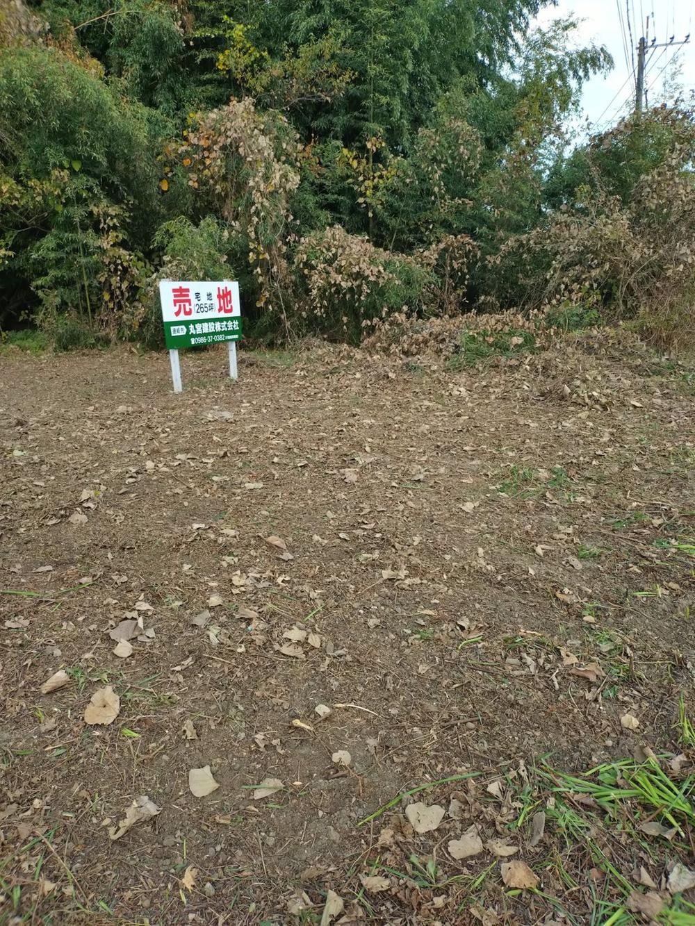 879 m² land in Miyakonojo, Miyazaki - Photo 1