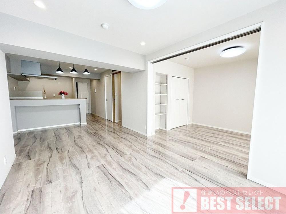 2SLDK Apartment with Service Room in Quiet Environment - Photo 1