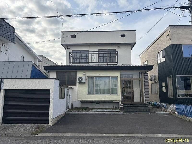 4LDK Detached House in Higashi Shijo - Photo 1