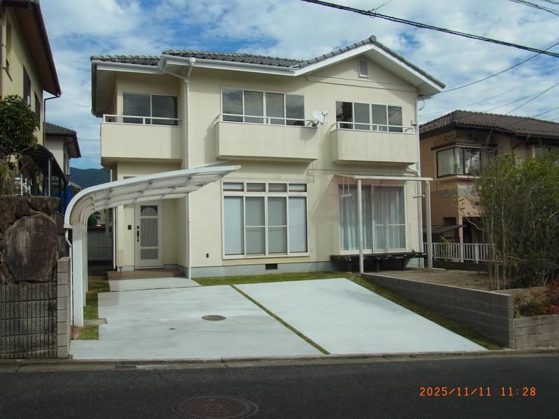 4LDK House in Miyazono Kamiguchi - Photo 1