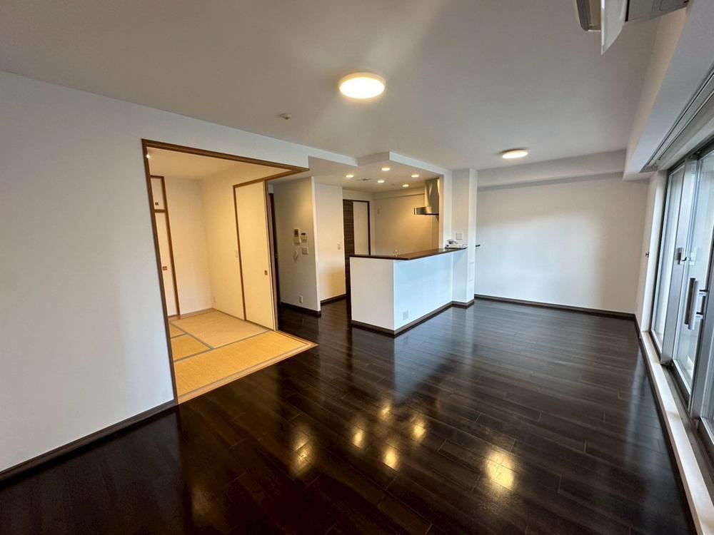3LDK apartment in Mino, Osaka - Photo 1