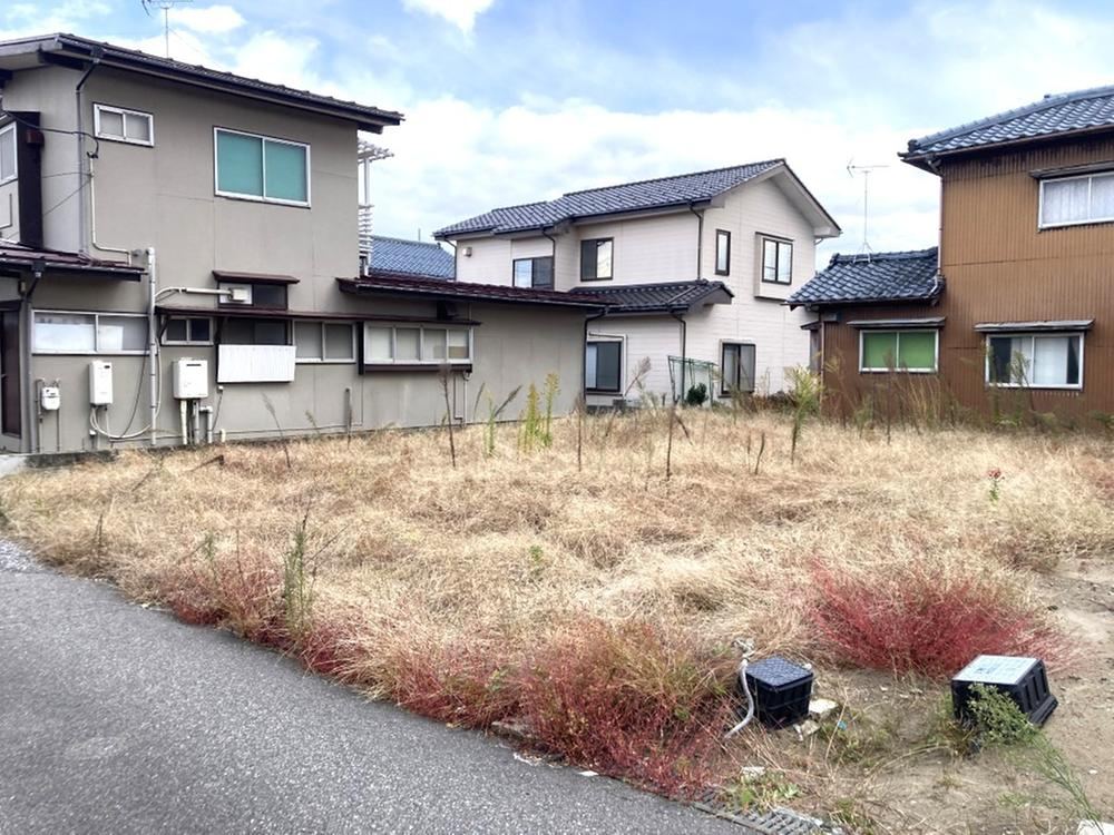 Spacious Land in Niigata City Center - Photo 1
