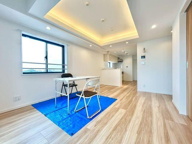 Crescent Nakameguro: Nature-Inspired Living - Photo 1