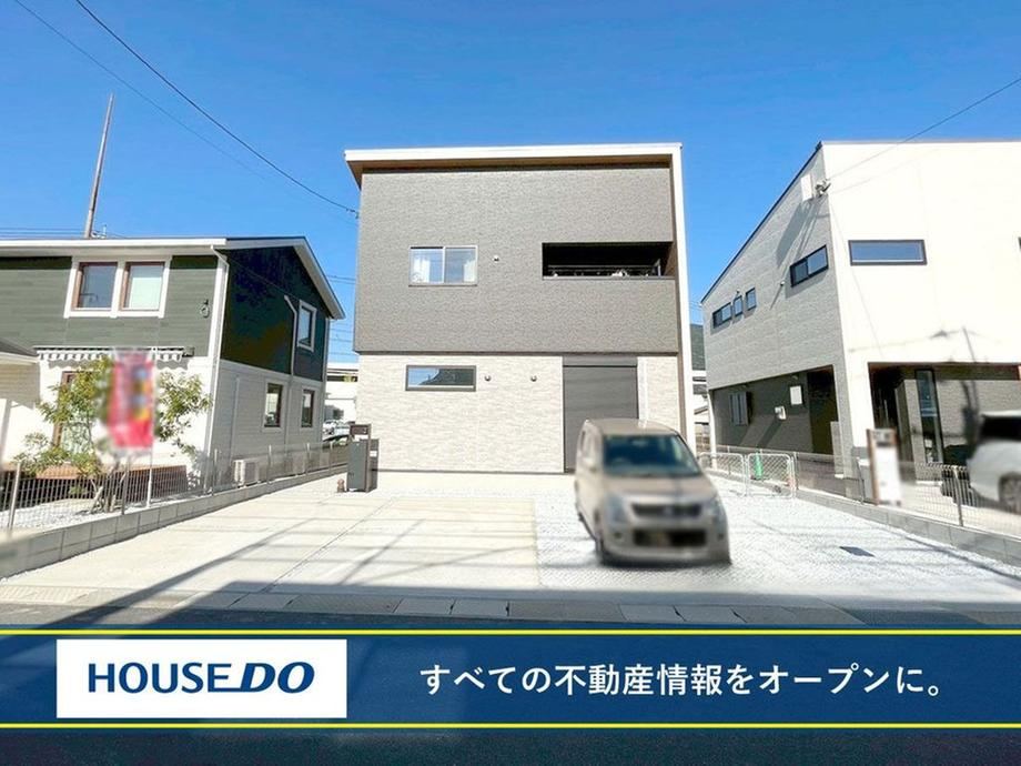 Modern 4LDK House with Solar Power in Kitakyushu - Photo 1