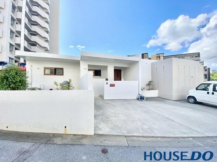 5LDK Detached House in Nakagusuku - Photo 1