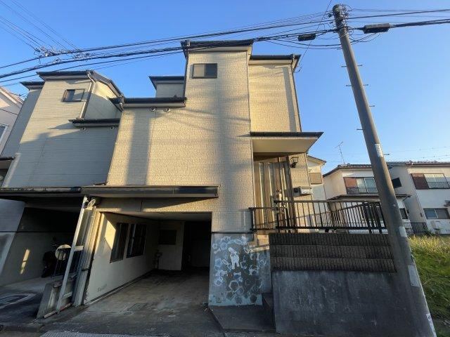 Renovated 3DK House in Convenient Location - Photo 1