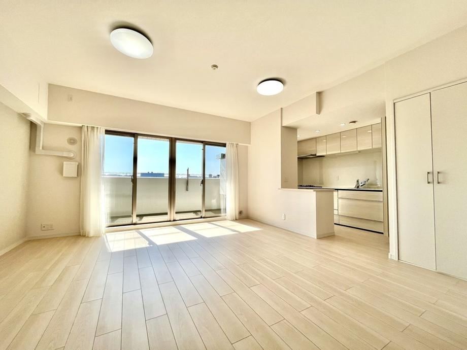 Large-Scale Apartment Near Nakagawara Station in Fuchu - Photo 1
