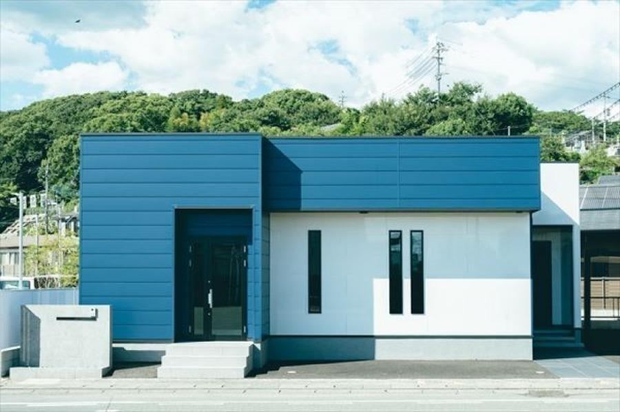 Luxurious 4LDK Detached House with Storefront in Kumamoto - Photo 1