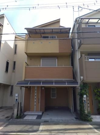 Charming 4LDK House in Himesato - Photo 1