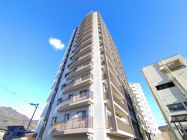 3LDK apartment in Kure, Hiroshima - Photo 1