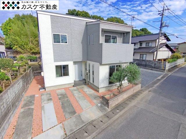 Renovated 4LDK House Ready for Immediate Occupancy in Tamashima - Photo 1