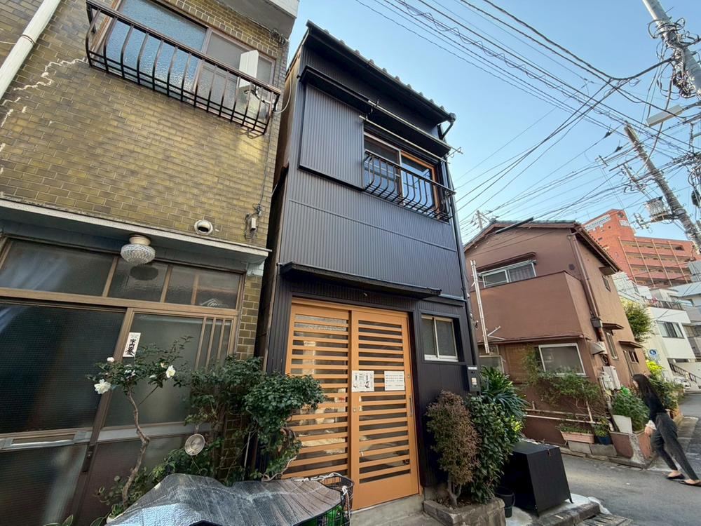 Cozy 2DK Detached House in Mukoujima - Photo 1