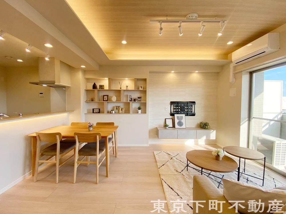 Fully Renovated Apartment Near Higashi-Jujo Station - Photo 1