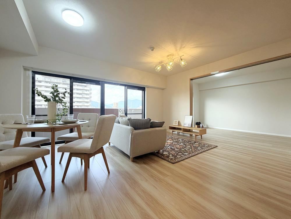 3LDK apartment in Asaminami Ward, Hiroshima - Photo 1