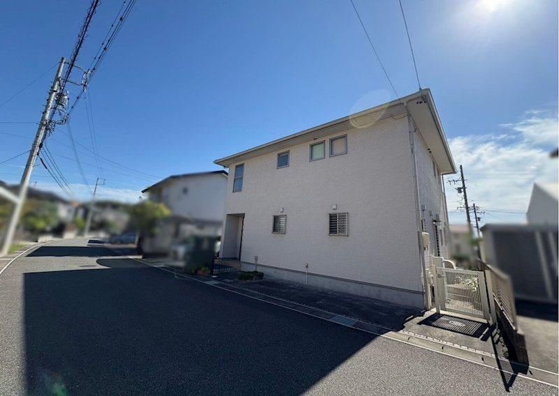 Spacious 4LDK House with Garden in Aichi - Photo 1