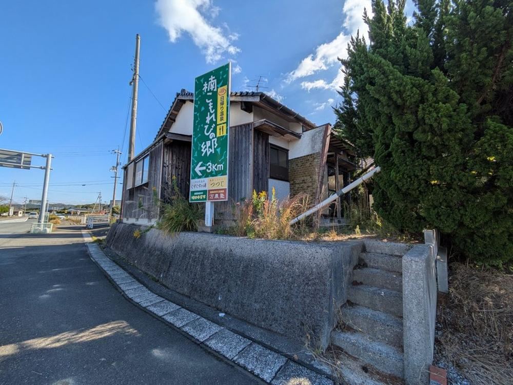 Charming 1DK Detached House in Funaki - Photo 1