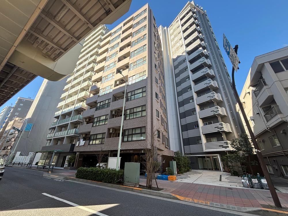 Stylish 2LDK Apartment in Takinozawa, Kita - Photo 1