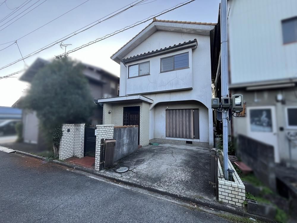 5LDK House Near Ikoma Station in Tenri - Photo 1