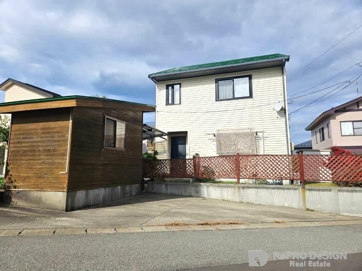 Versatile 2LDK Detached House in Akita City - Photo 1