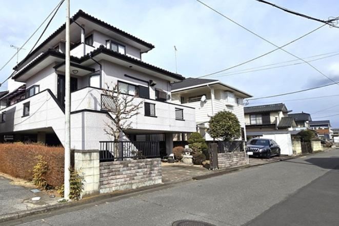 5LDK+S Detached House with Piloti in Shobara - Photo 1