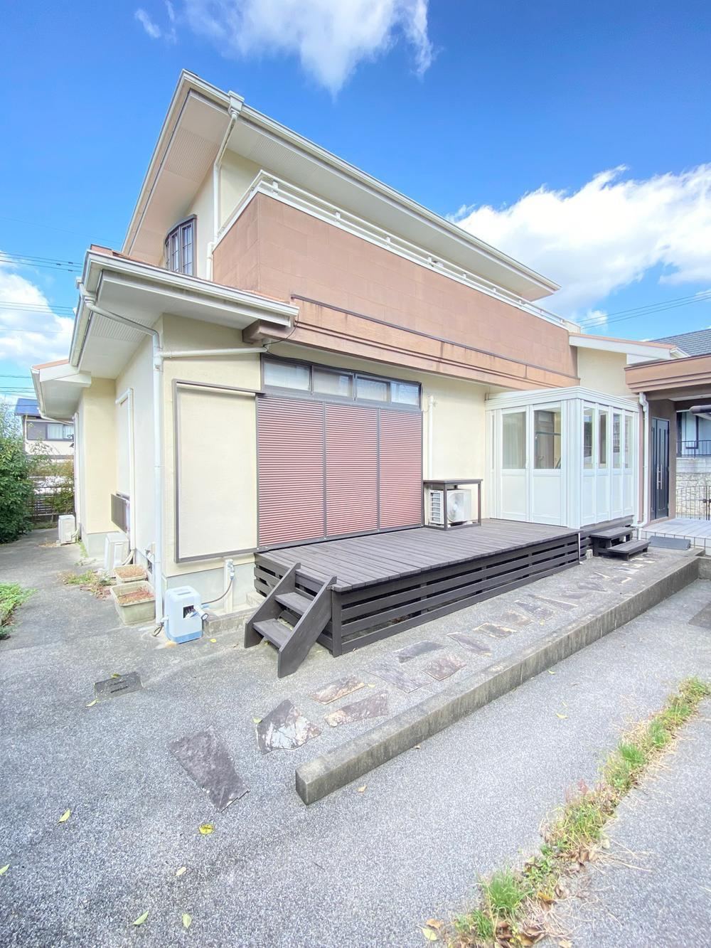 Immaculate 5LDK Home on a Corner Lot in Harada Area - Photo 1