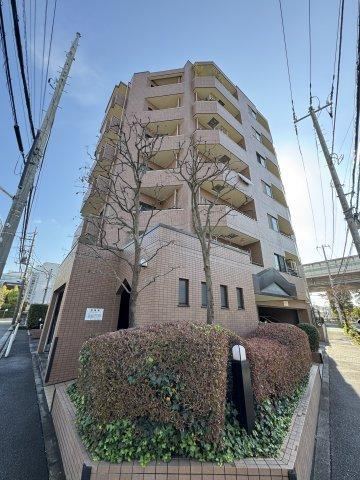 Upcoming Full Renovation for 2LDK Apartment in Takashimadaira - Photo 1