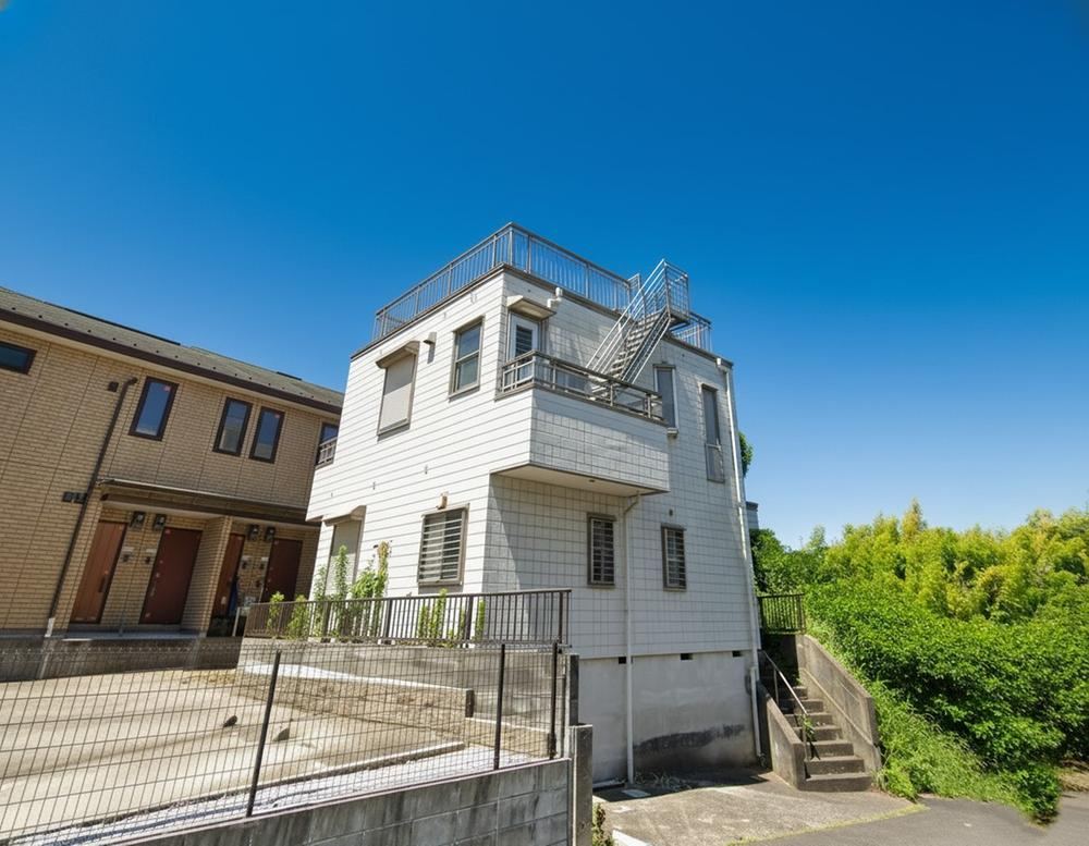 Renovated 4LDK Home in Kasama - Photo 1