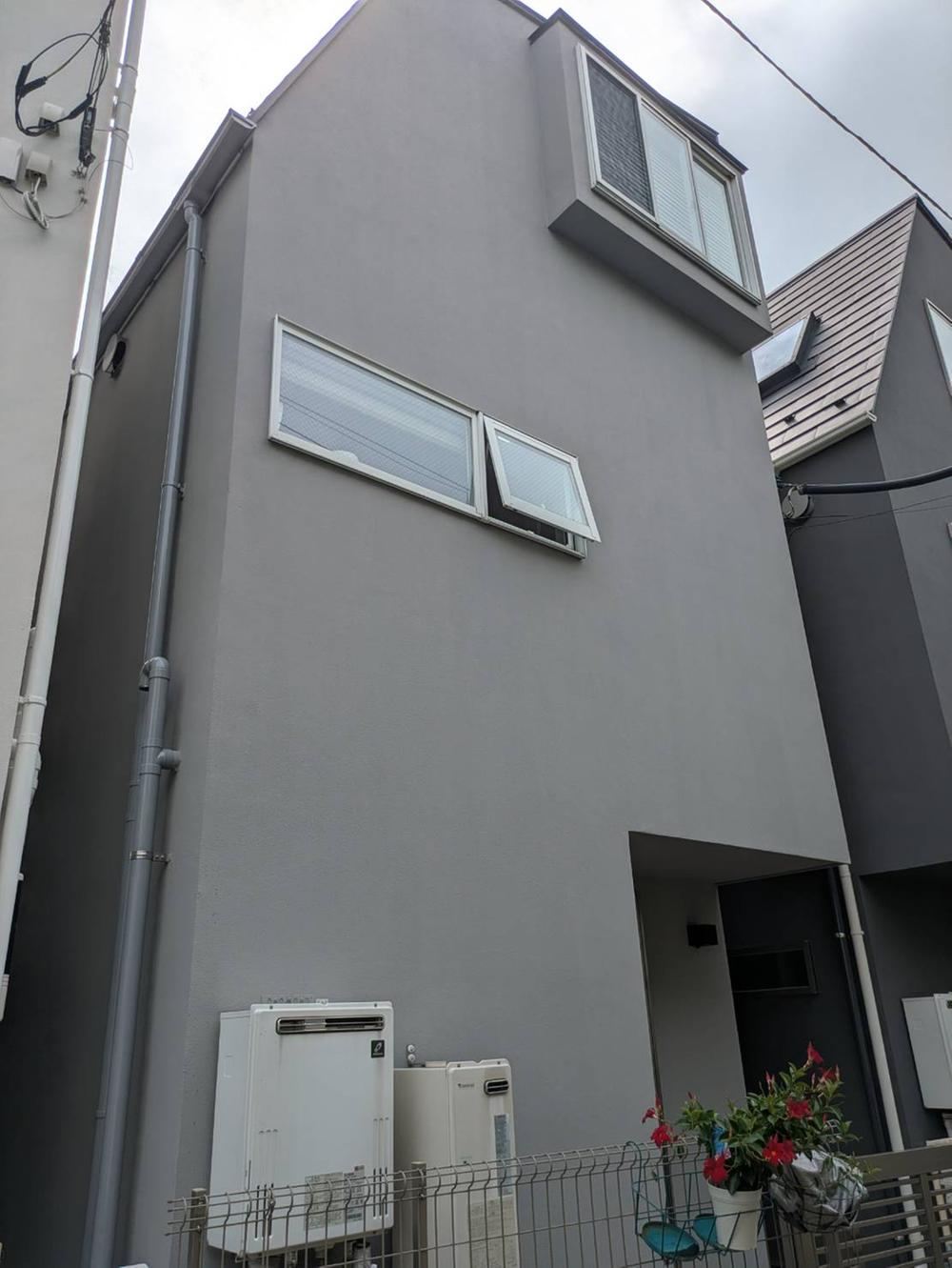 Stylish 2LDK+S Detached House in Minato, Aoyama - Photo 1