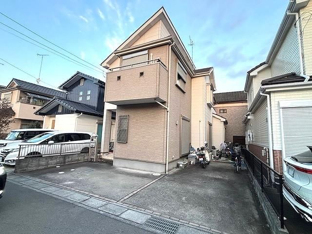 Family-Friendly Home in Kumagaya with Parking for 2 Cars - Photo 1