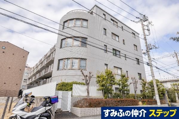 Spacious 3LDK Apartment Near Toda Station - Photo 1